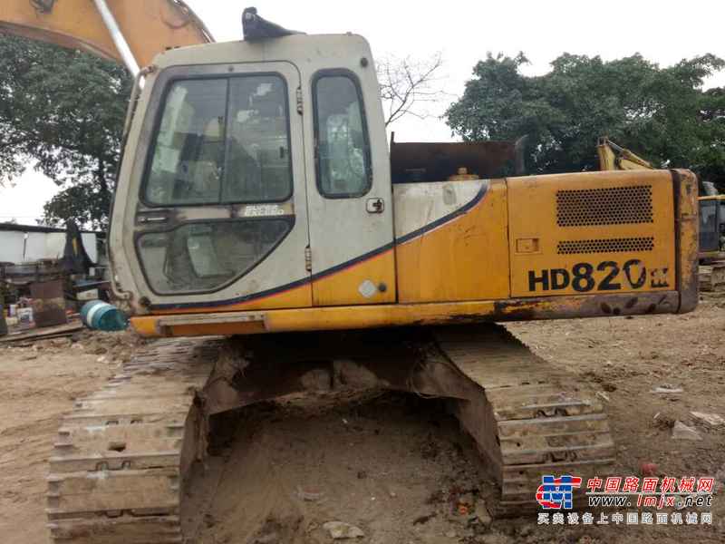 广东出售转让二手14300小时2004年加藤HD820II挖掘机