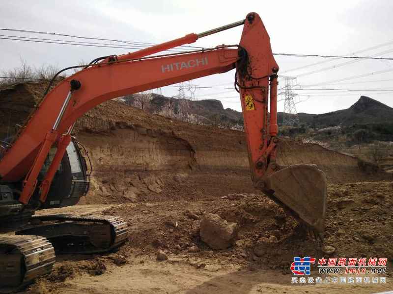 河北出售转让二手4740小时2014年日立ZX260LCH挖掘机
