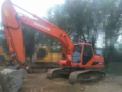河南出售转让二手9680小时2009年斗山DH225挖掘机