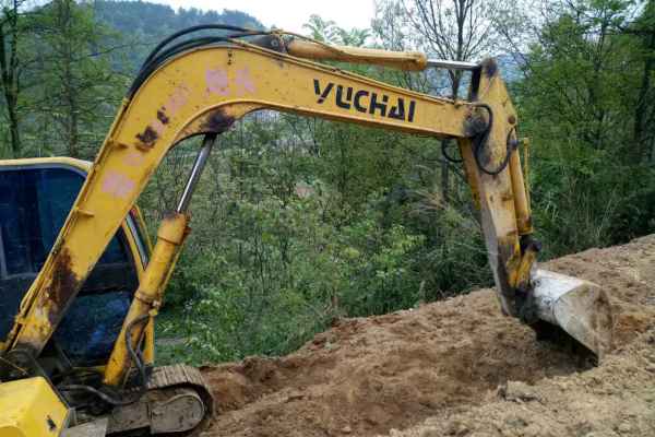 贵州出售转让二手13219小时2009年玉柴YC85挖掘机