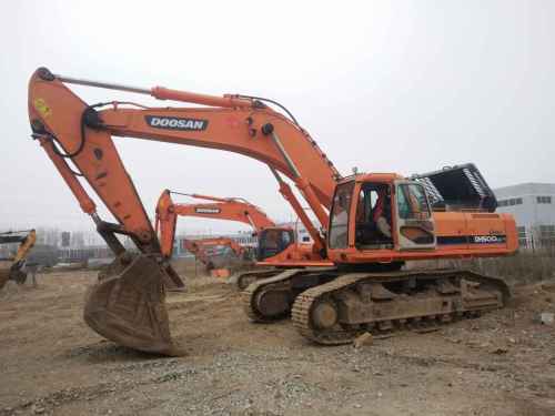 山东出售转让二手5116小时2011年斗山DH500LC挖掘机