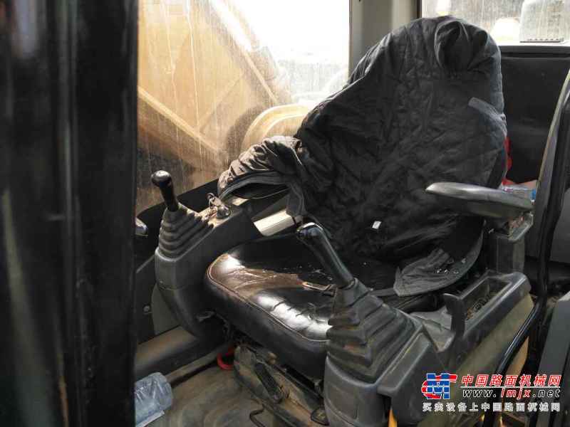 天津出售转让二手6000小时2009年卡特彼勒330D挖掘机