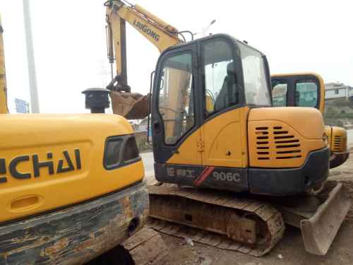 广西出售转让二手8742小时2010年柳工CLG906C挖掘机