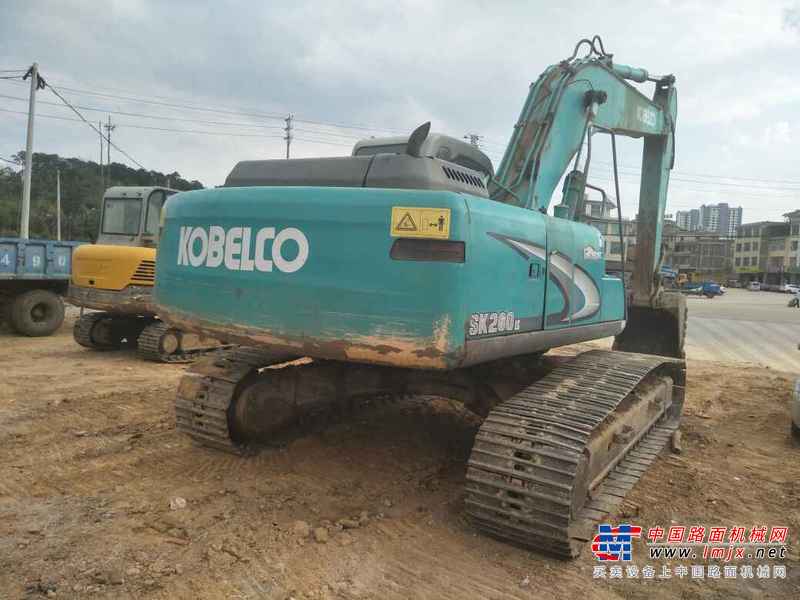 云南出售转让二手12000小时2006年神钢SK250LC挖掘机