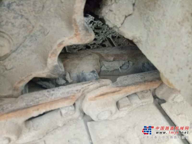 广东出售转让二手3000小时2012年柳工CLG906D挖掘机