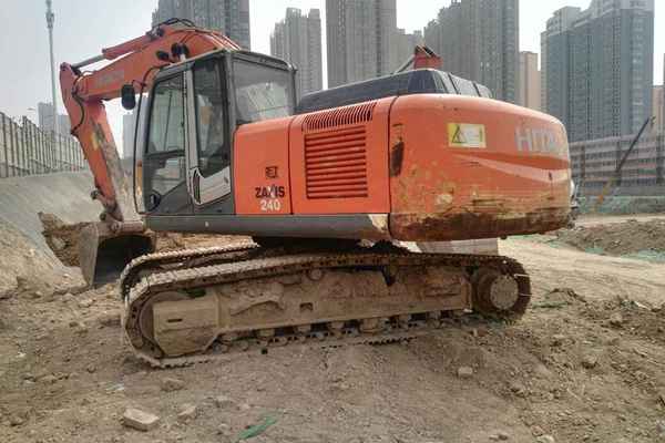 山西出售转让二手6000小时2009年日立ZX240挖掘机