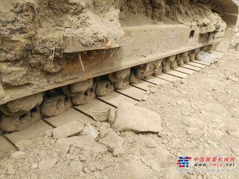 山西出售转让二手6000小时2009年日立ZX240挖掘机