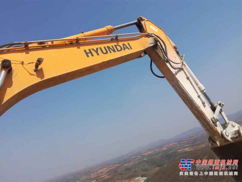 河南出售转让二手6000小时2012年现代R225LC挖掘机