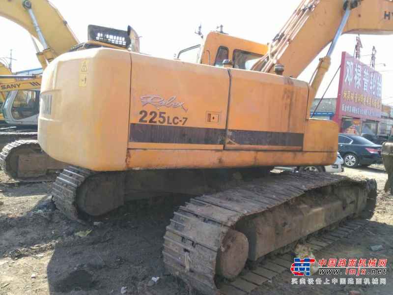 黑龙江出售转让二手14000小时2007年现代R225LC挖掘机