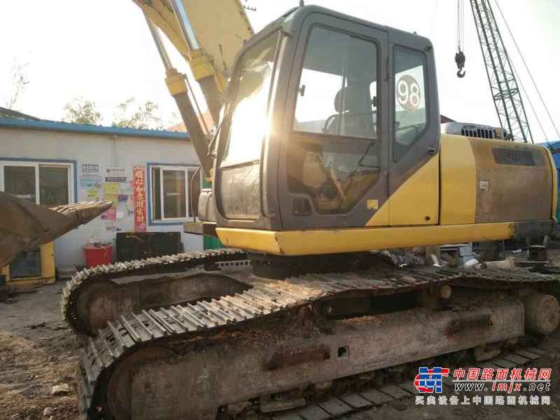 河北出售转让二手8500小时2009年住友SH240挖掘机