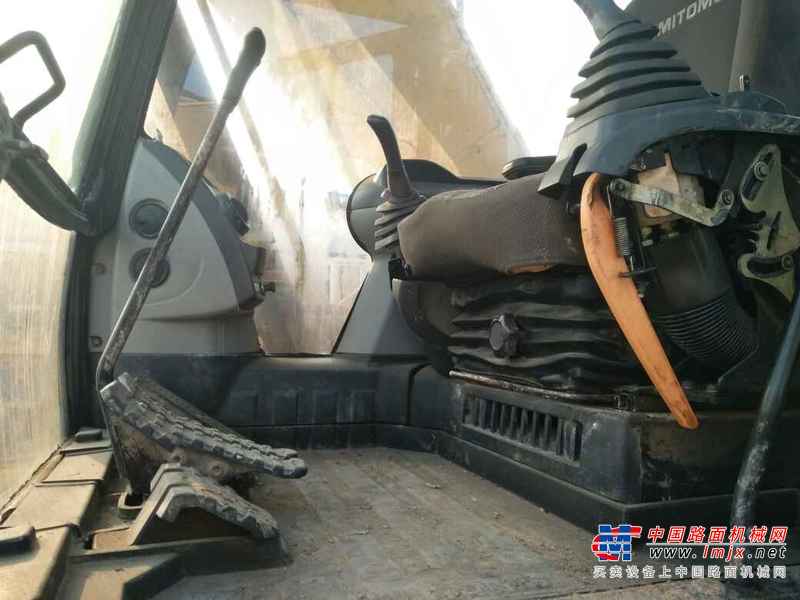 河北出售转让二手8500小时2009年住友SH240挖掘机