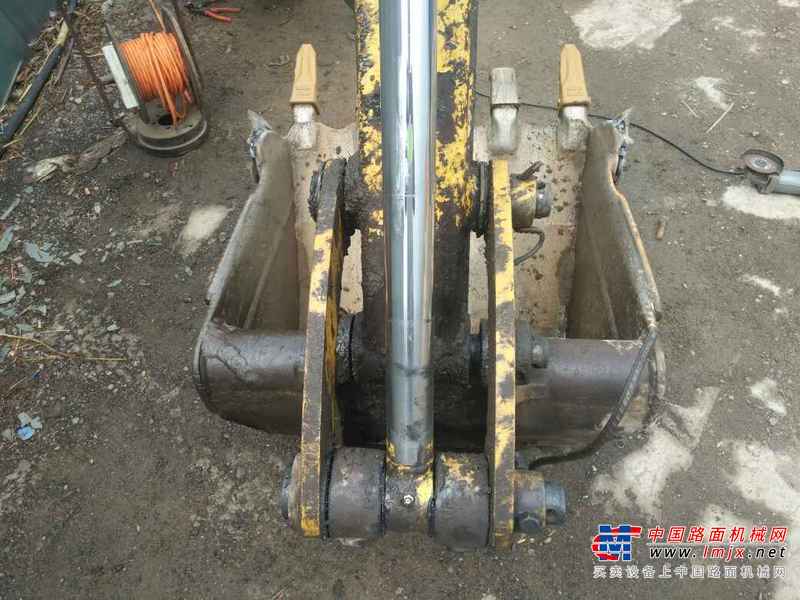 山东出售转让二手9000小时2007年现代R55挖掘机