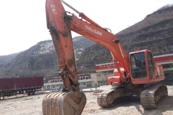 陕西出售转让二手13000小时2008年斗山DH220LC挖掘机