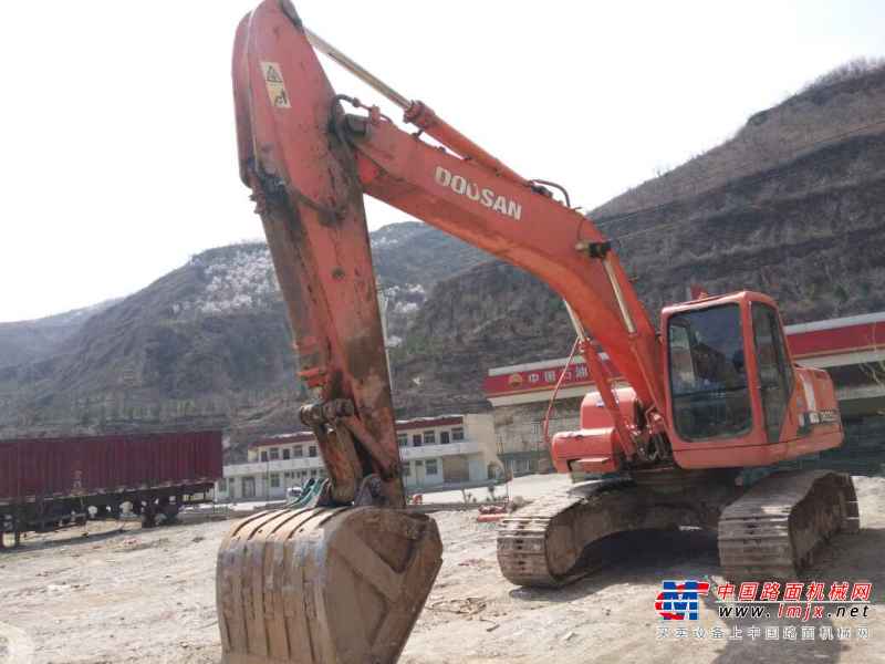 陕西出售转让二手13000小时2008年斗山DH220LC挖掘机