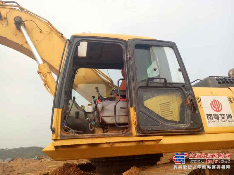 广东出售转让二手9000小时2008年小松PC300挖掘机