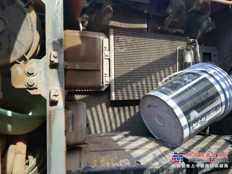河南出售转让二手7500小时2009年日立ZX200挖掘机