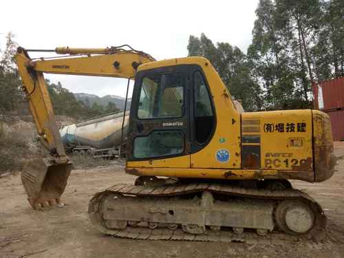 广东出售转让二手15300小时2004年小松PC120挖掘机