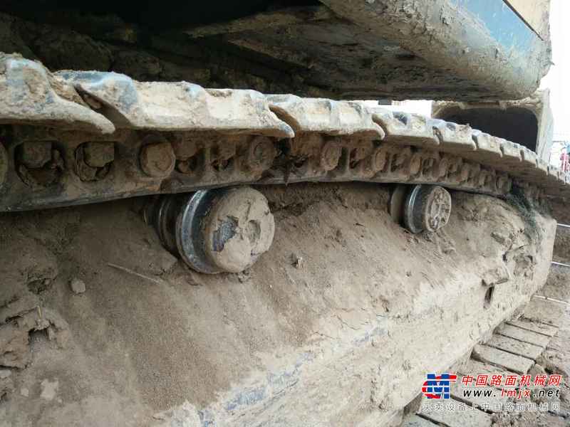 山东出售转让二手7606小时2011年沃尔沃EC210B挖掘机