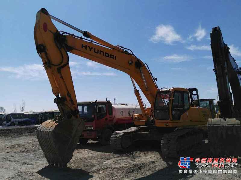 山西出售转让二手5000小时2010年现代R300LC挖掘机