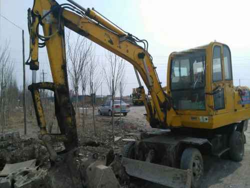 黑龙江出售转让二手2300小时2010年犀牛重工XNW51360挖掘机