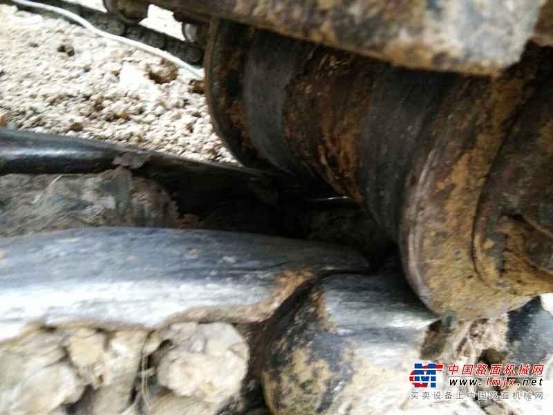 安徽出售转让二手9000小时2010年日立ZX200挖掘机