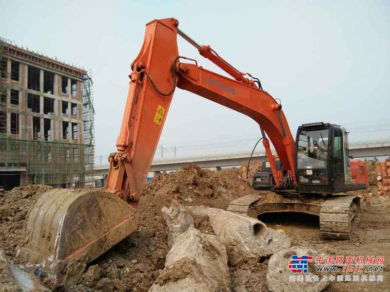 安徽出售转让二手6000小时2012年日立EX210挖掘机