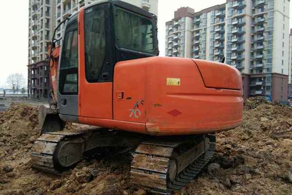 安徽出售转让二手5000小时2013年日立ZX70挖掘机