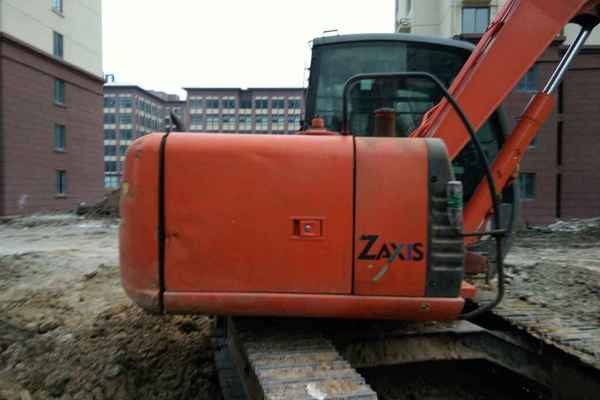 安徽出售转让二手5000小时2013年日立ZX70挖掘机