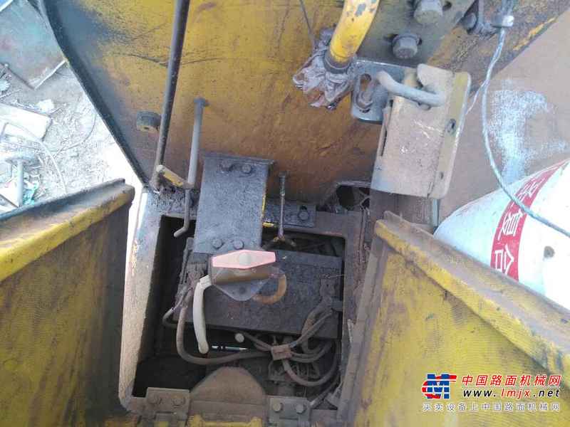 河南出售转让二手6000小时2011年卡特重工CT60挖掘机