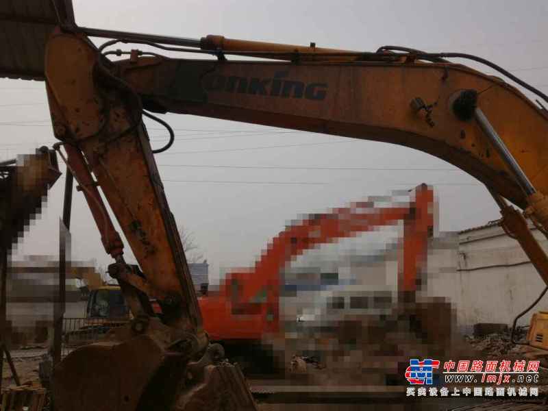 河南出售转让二手8000小时2012年龙工LG6235挖掘机