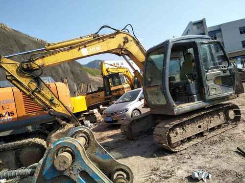 重庆出售转让二手10000小时2008年山重建机JCM907C挖掘机