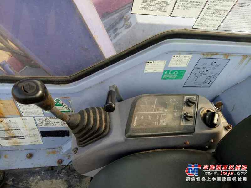 广东出售转让二手8530小时2004年小松PC50UU挖掘机