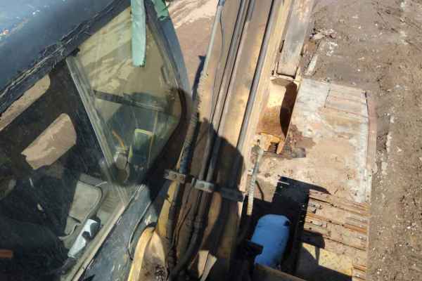 内蒙古出售转让二手5000小时2008年卡特重工CT80挖掘机