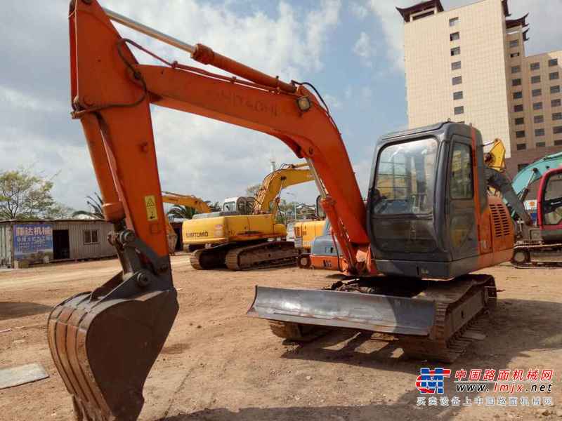 云南出售转让二手8540小时2009年日立EX70挖掘机