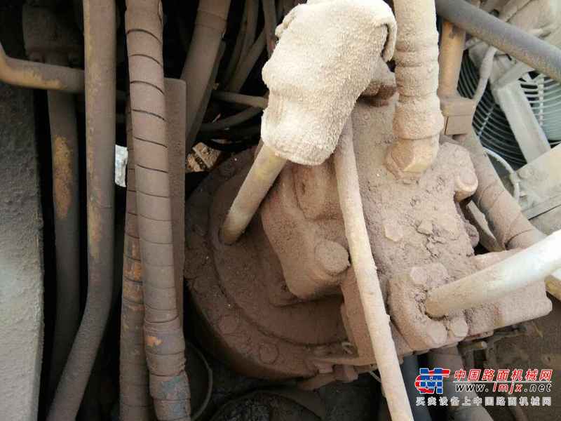 河南出售转让二手10000小时2005年卡特彼勒325C挖掘机