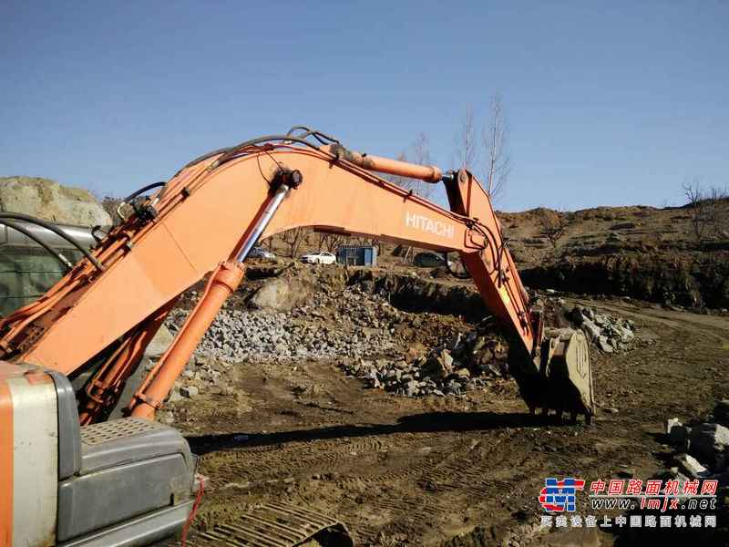 河北出售转让二手13000小时2011年日立ZX250H挖掘机