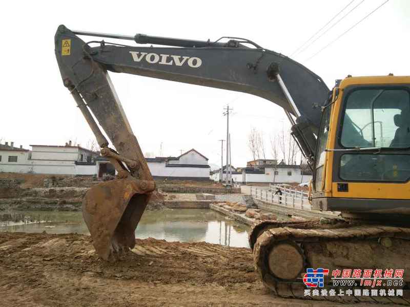 山东出售转让二手5680小时2013年沃尔沃EC210BLC挖掘机
