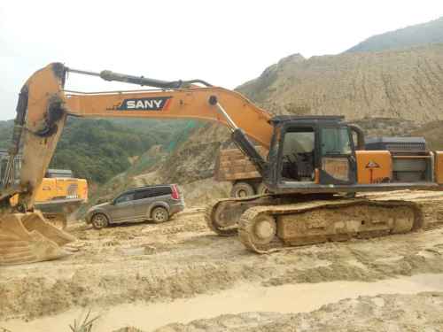 广西出售转让二手6854小时2014年三一重工SY465H挖掘机