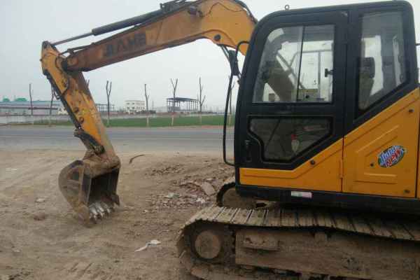 河南出售转让二手2500小时2015年泰安嘉和JH90挖掘机