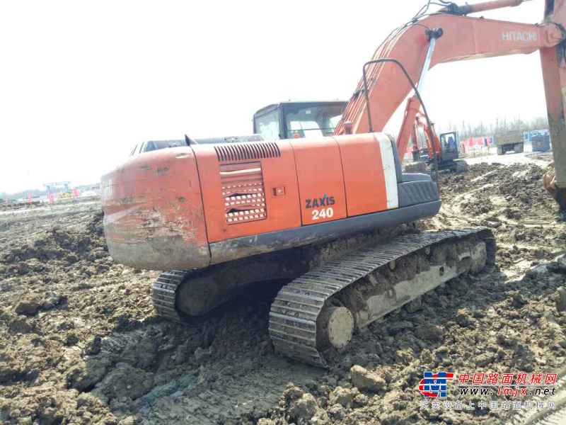 浙江出售转让二手10000小时2009年日立ZX240挖掘机