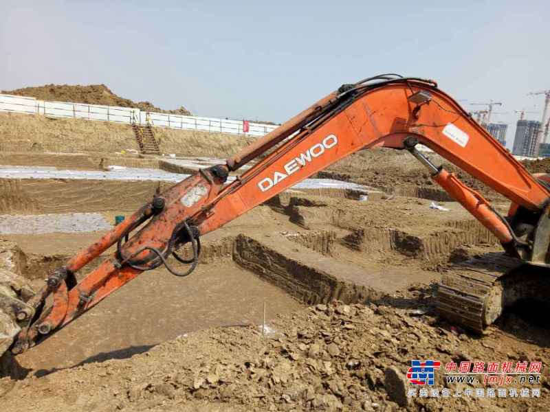 浙江出售转让二手6000小时2010年斗山DH55挖掘机