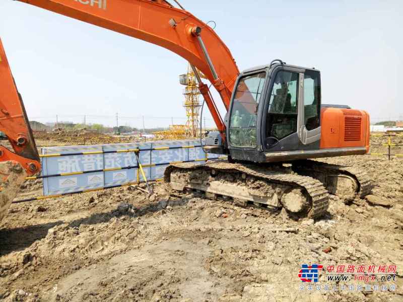 浙江出售转让二手20000小时2006年日立ZX210H挖掘机