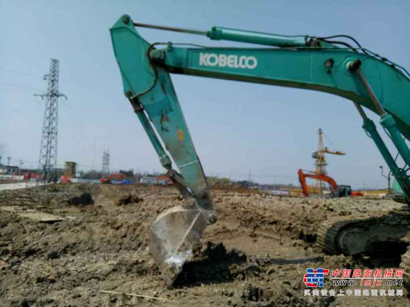 浙江出售转让二手8000小时2008年神钢SK200挖掘机