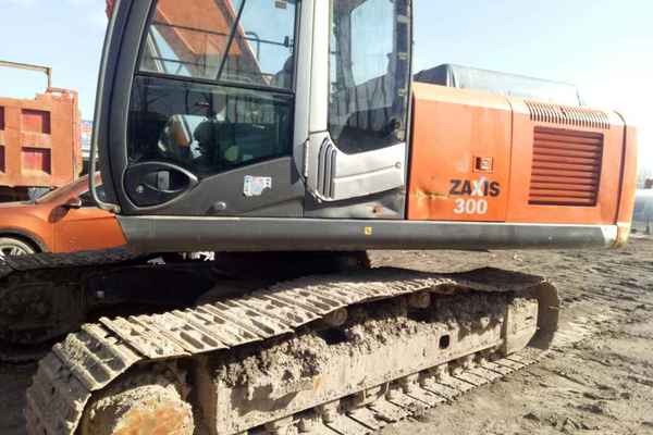 内蒙古出售转让二手8000小时2011年日立EX300挖掘机