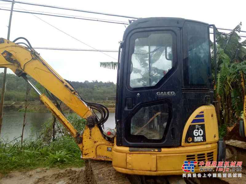 广东出售转让二手5334小时2005年小松PC55MR挖掘机