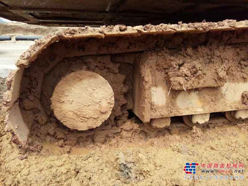 江西出售转让二手3500小时2015年现代R150LC挖掘机