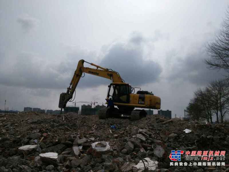 内蒙古出售转让二手7000小时2012年小松PC270挖掘机