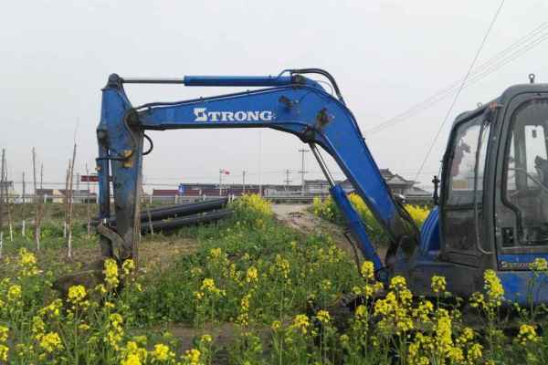 江苏出售转让二手6000小时2013年山重建机GC60挖掘机