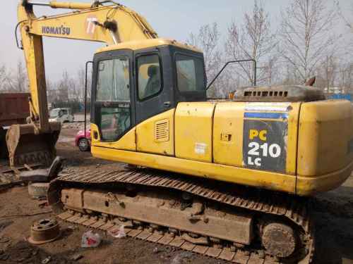 山东出售转让二手7400小时2007年小松PC210LC挖掘机