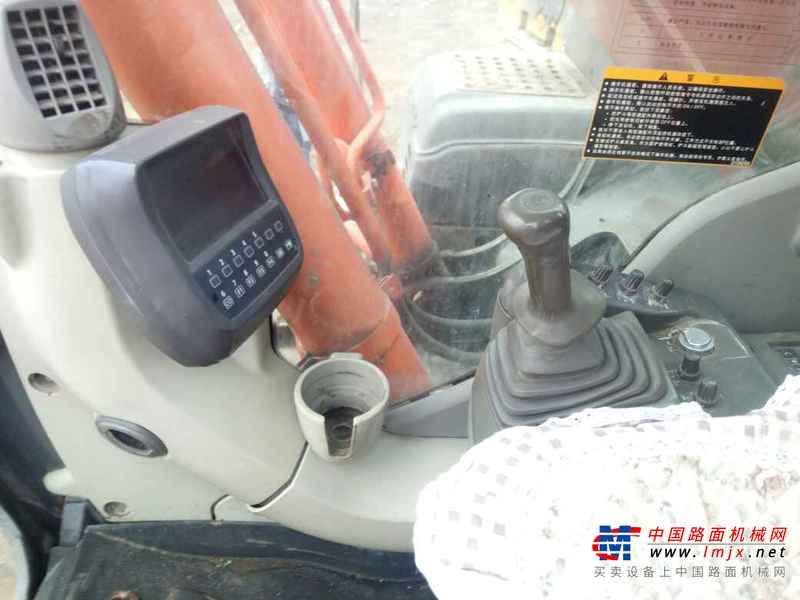 河南出售转让二手6000小时2011年日立ZX240挖掘机